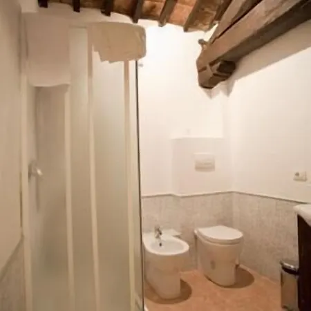 La Soffitta E La Torre Πανσιόν 3*