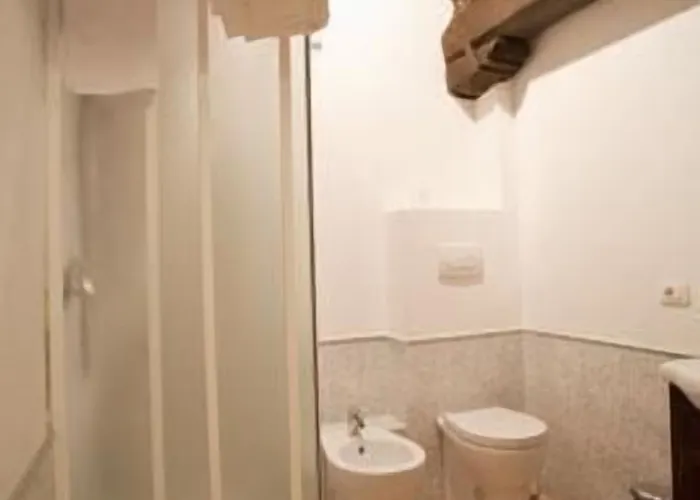 La Soffitta E La Torre ゲストハウス 3*